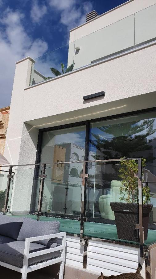 Chalet Con Piscina Privada En La Urb. De Puerto Rey Los Amarguillos Exterior photo